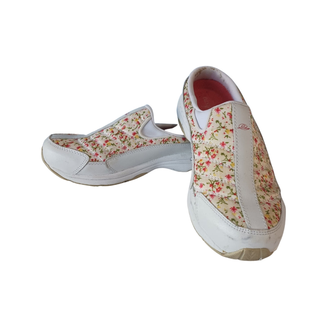 Easy Spirit Traveltime Floral Shoes, Size 7