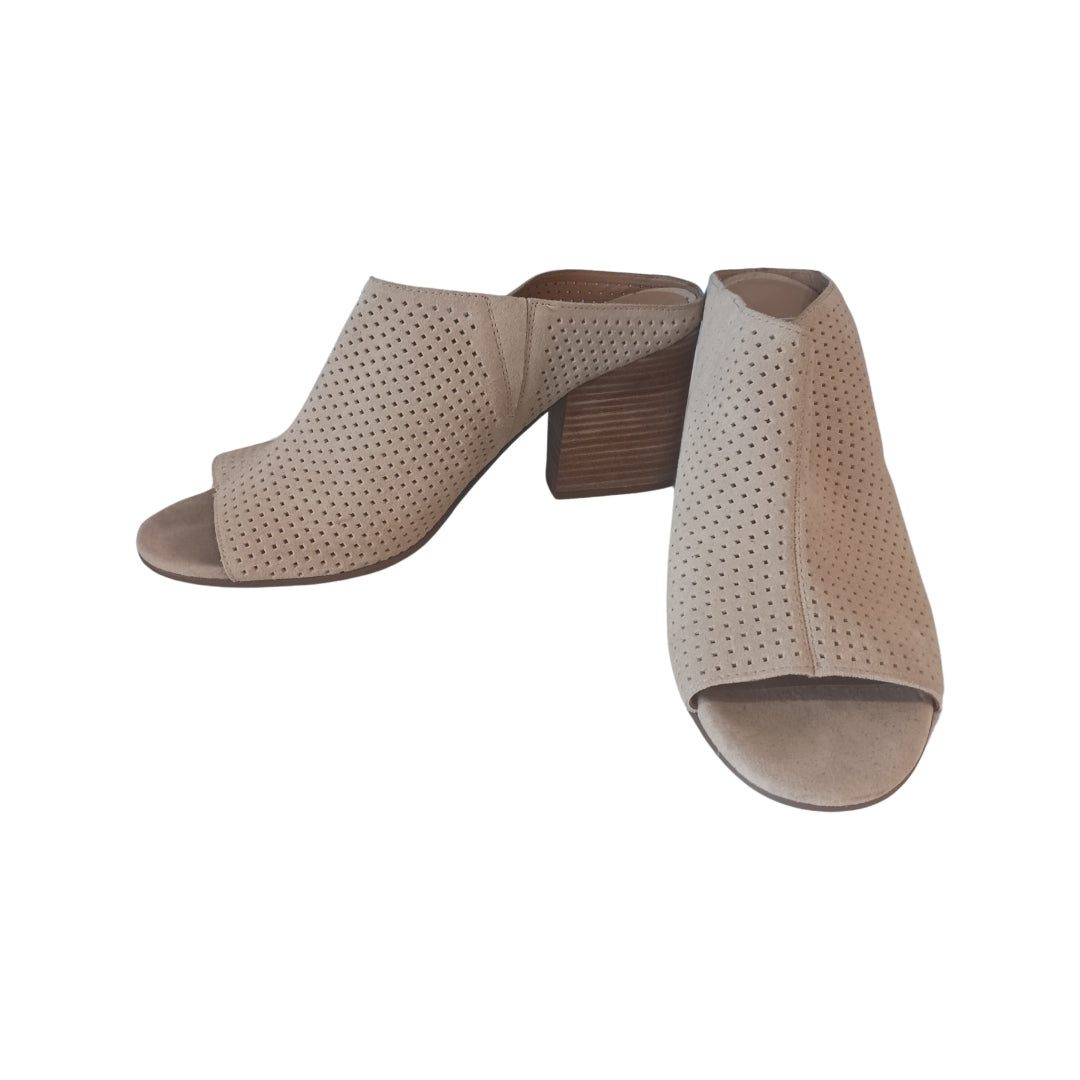 Franco Sarto Flora 2 Beige Perforated Peep Toe Sandals