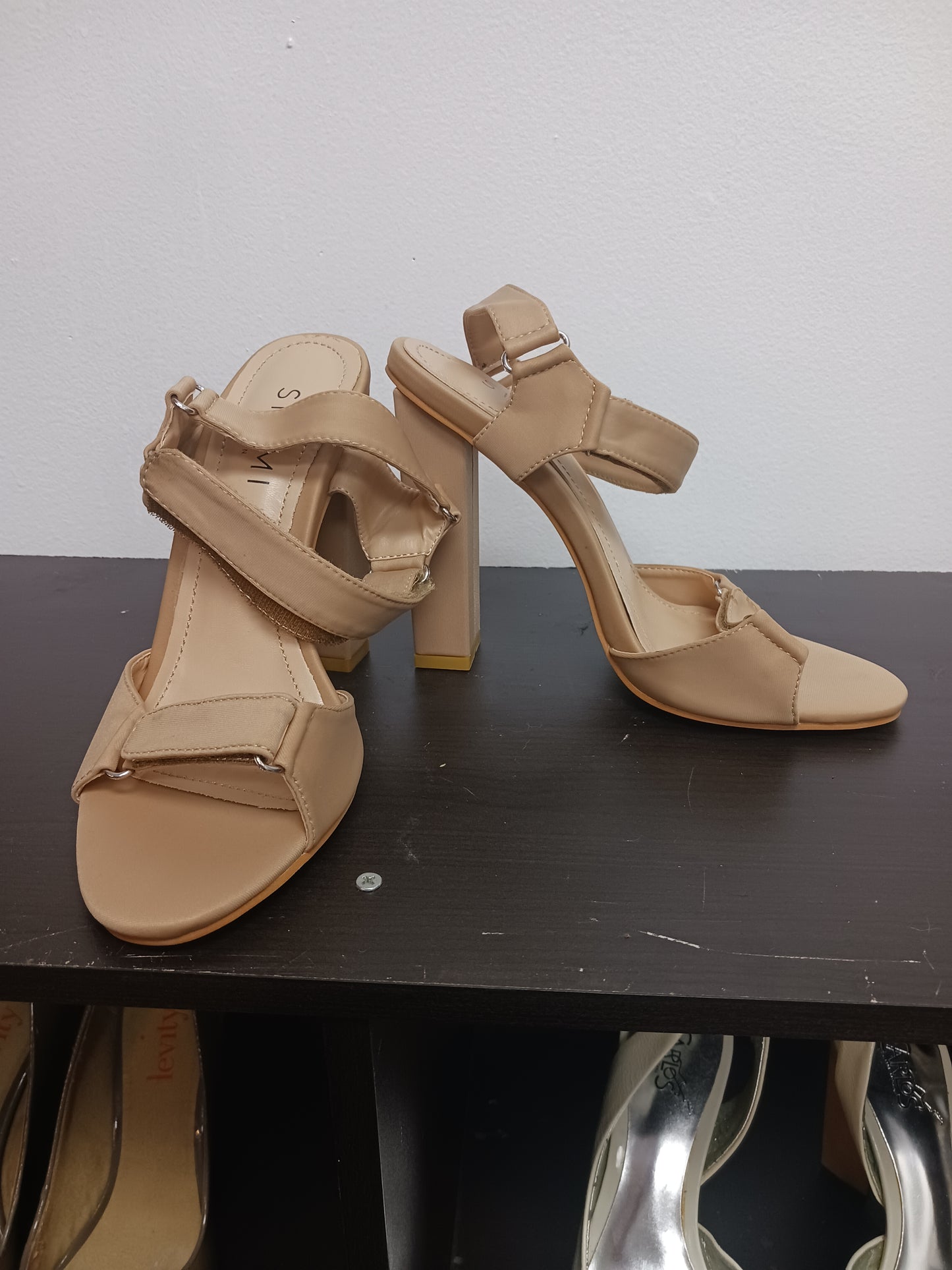 Simmi London Nude Beige Sandals Heels Shoes, Size US 5